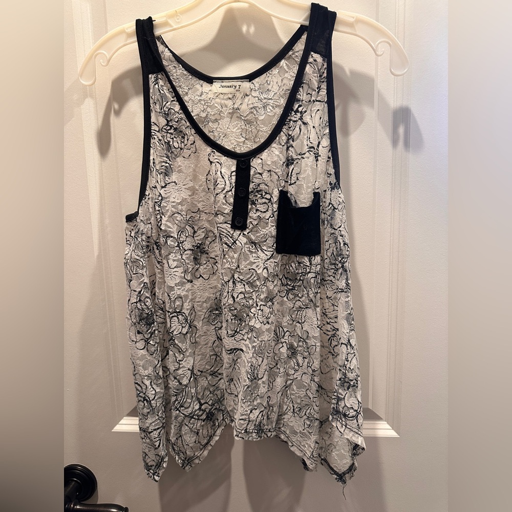 Floral Sleeveless Blouse